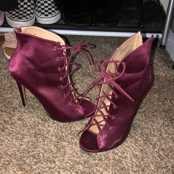Charlotte Russe Shoes - Charlotte Russe wine heels sz7